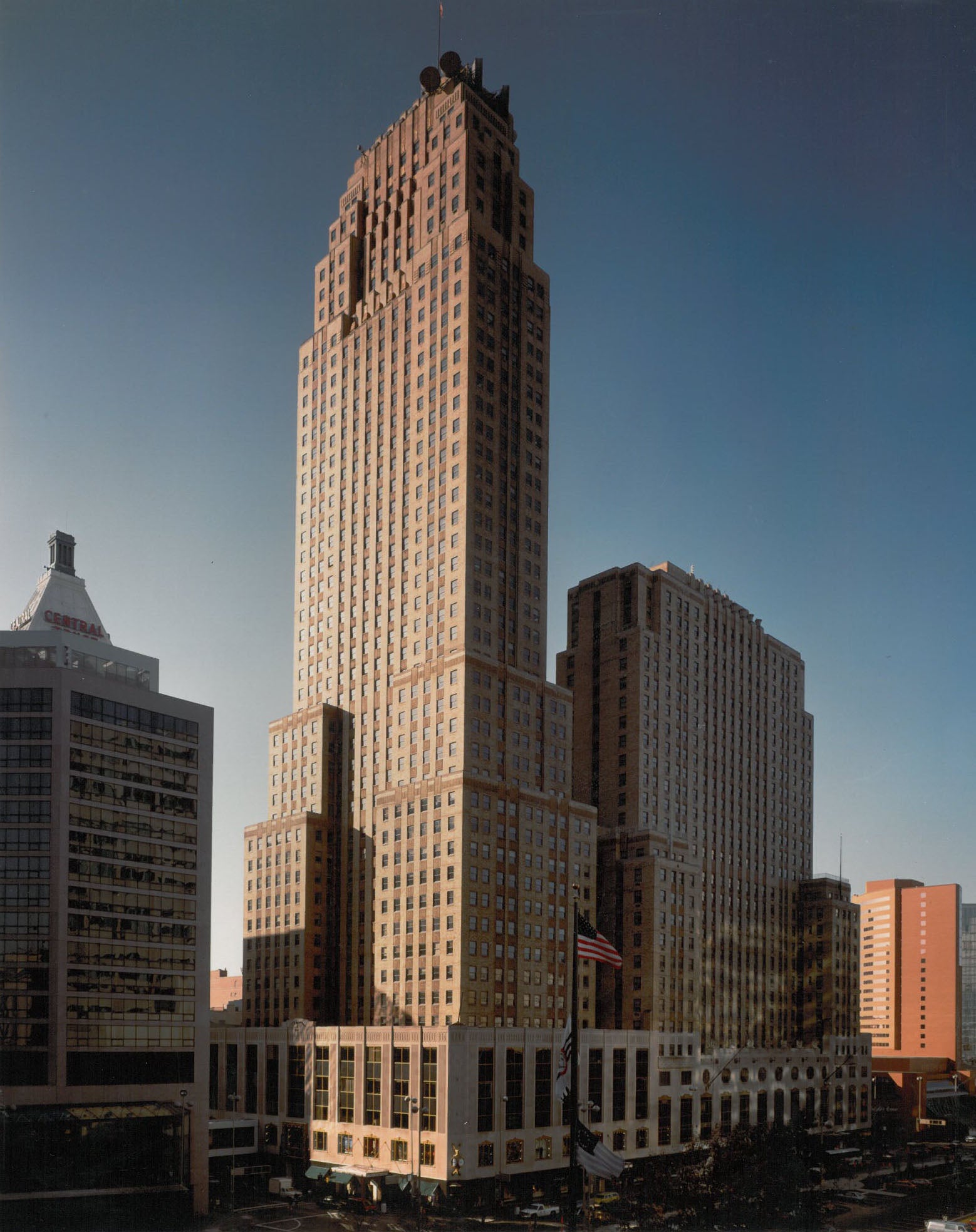 The Story of the Carew Tower is no Tall Tale