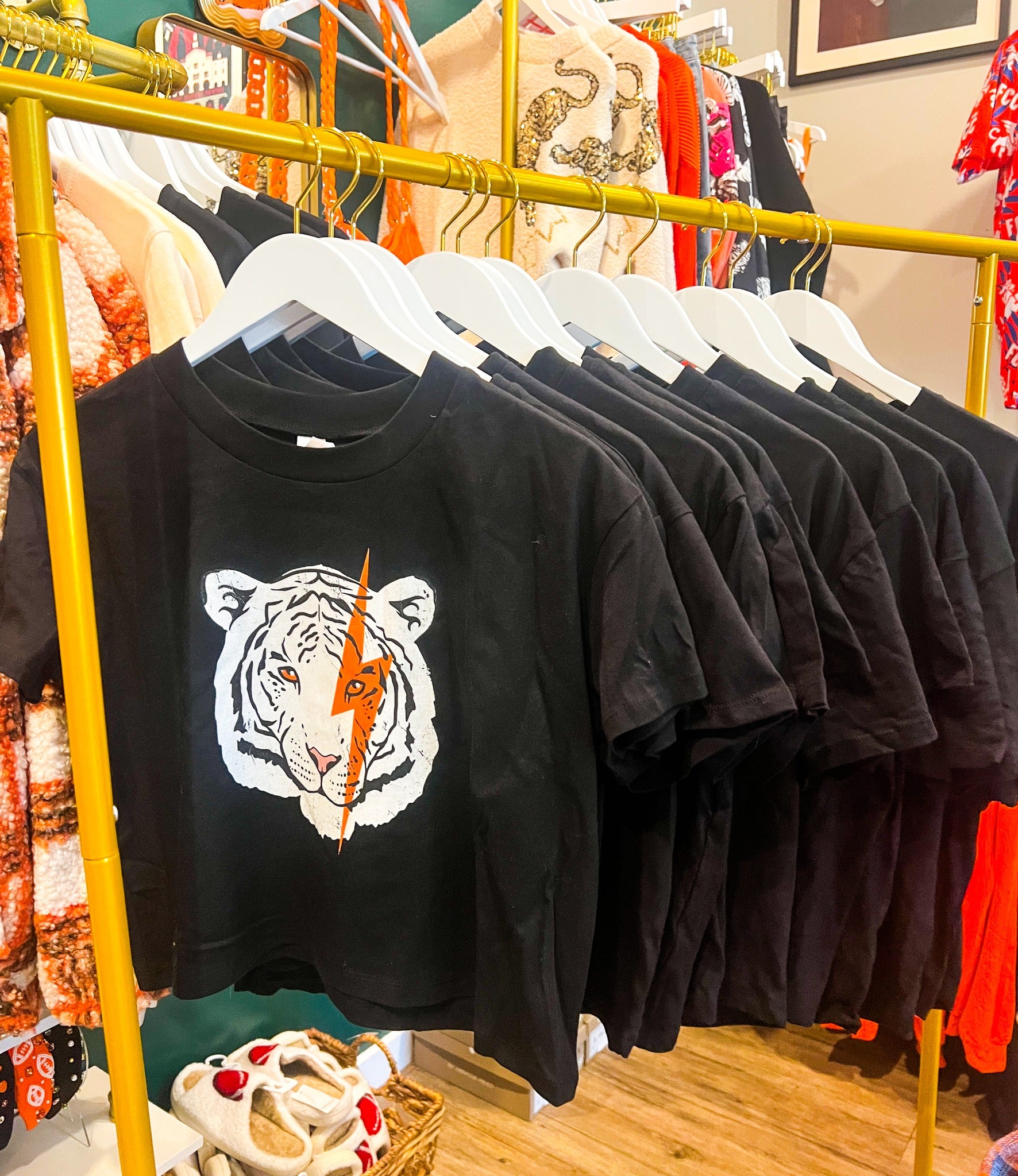 Lightning Tiger Crop Tee Rolling Rack Photos